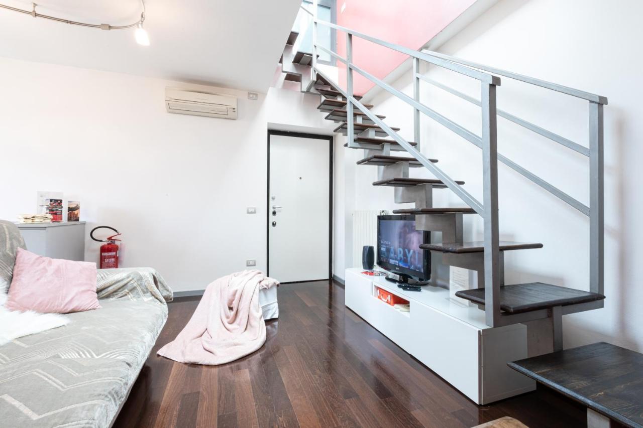 Sempione Split-Level Terrace Apartment - Top Collection Milaan Buitenkant foto